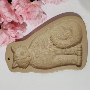 Brown Bag Cookie Art Hill Designs 1993 Cat With Heart Collar Cookie Press Mold